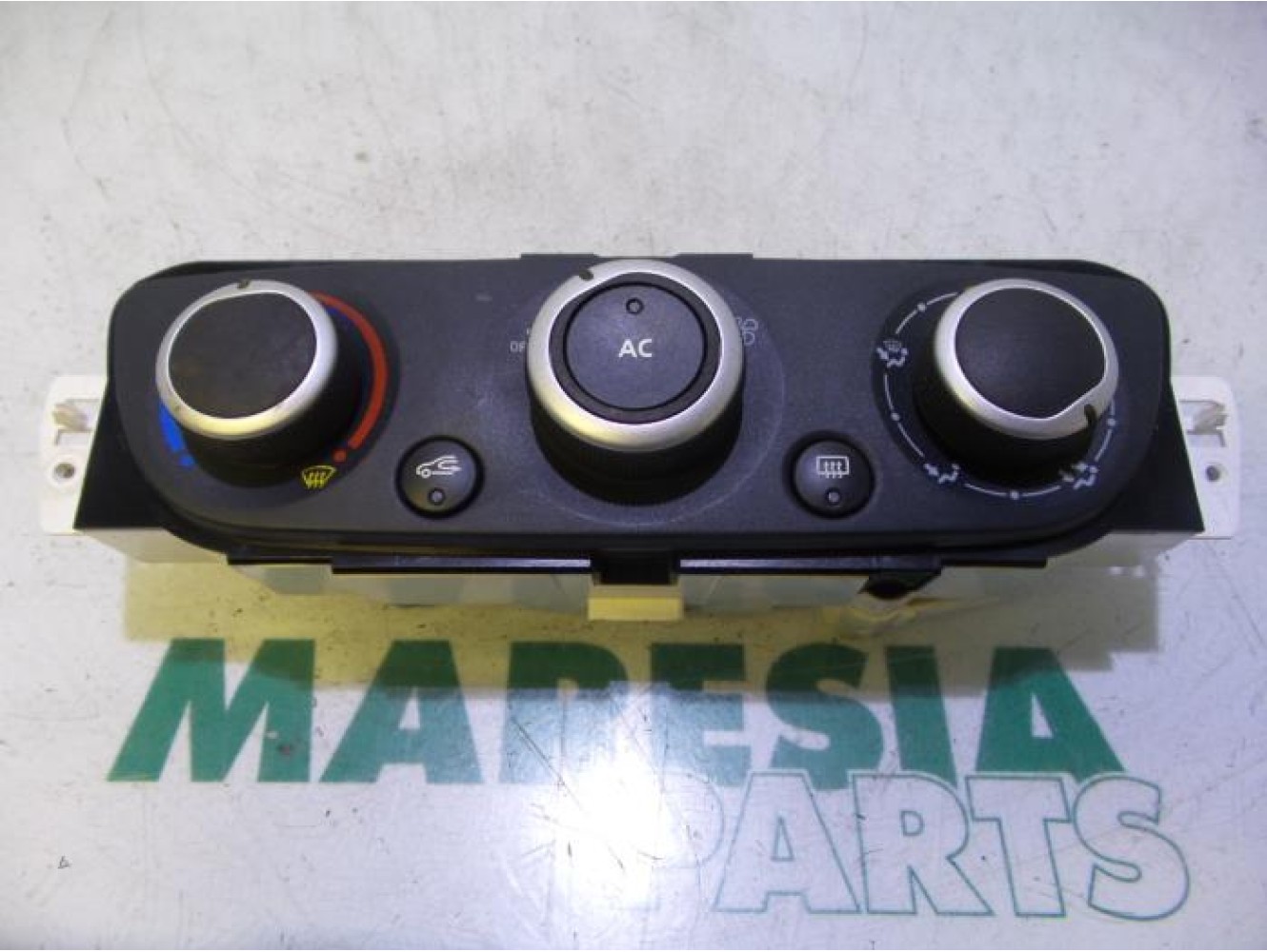 Renault - Megane - Heater control panel