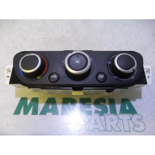 Renault - Megane - Heater control panel