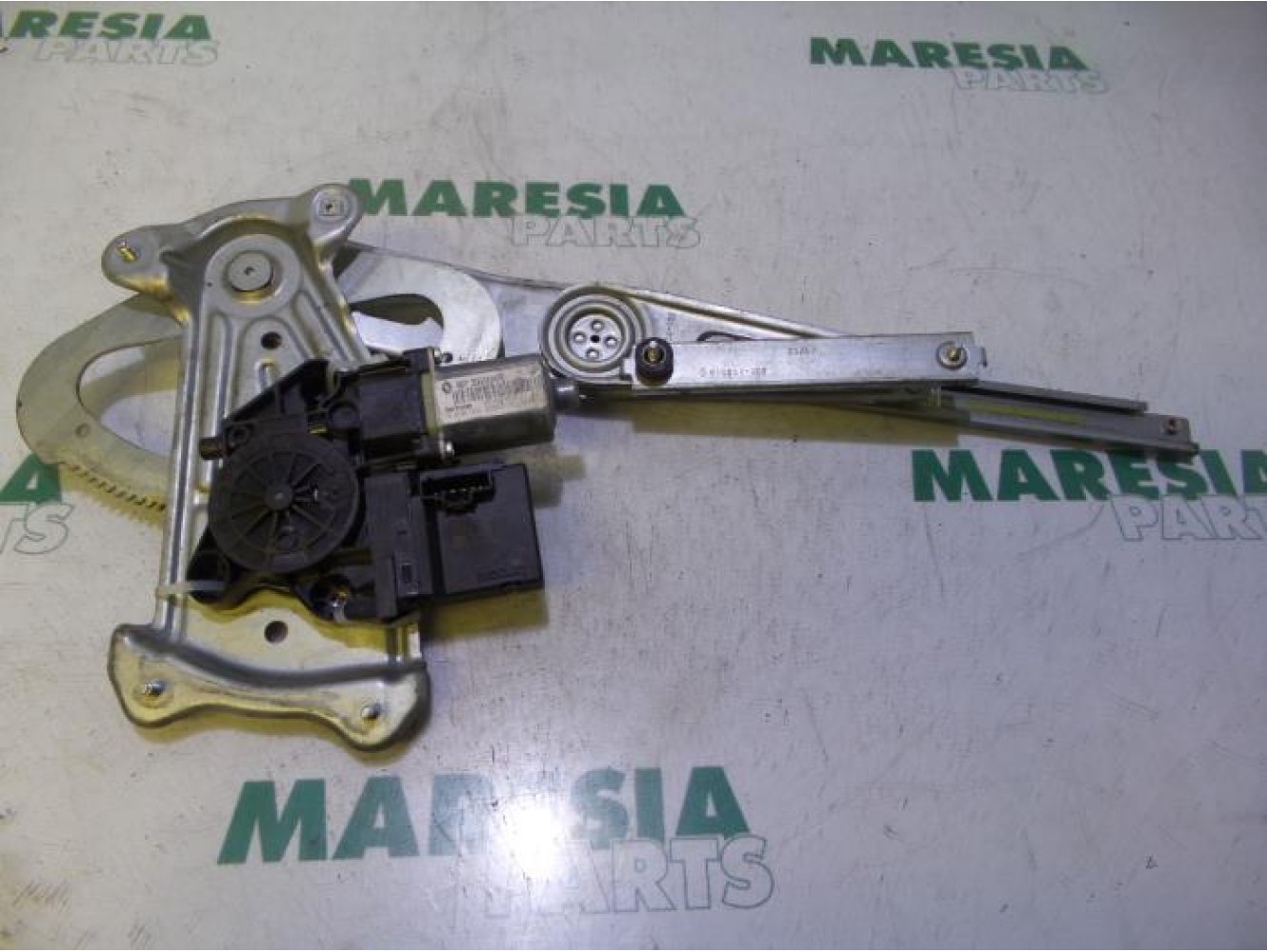 Renault - Megane - Window mechanism 4-door, front right