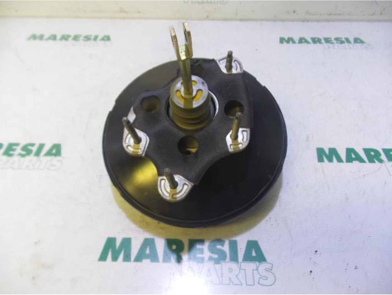 Renault - Clio - Brake servo