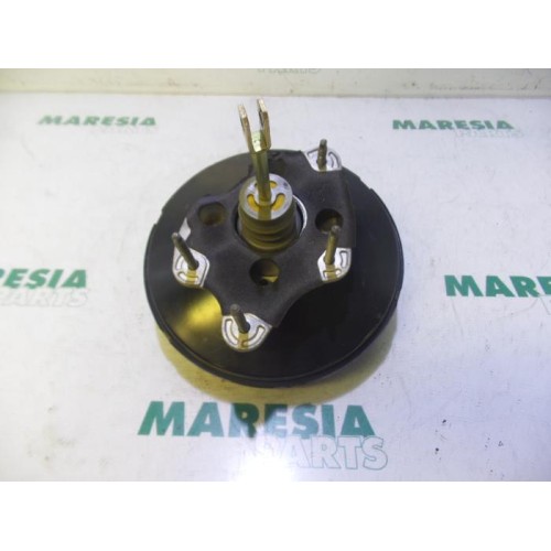 Renault - Clio - Brake servo