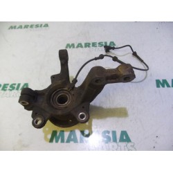 Renault - Clio - Knuckle, front left
