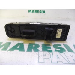 Renault - Espace - Multi-functional window switch