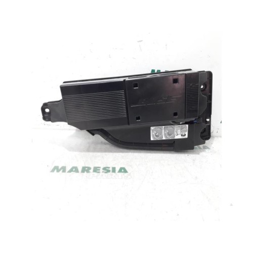 Renault - Espace - Subwoofer