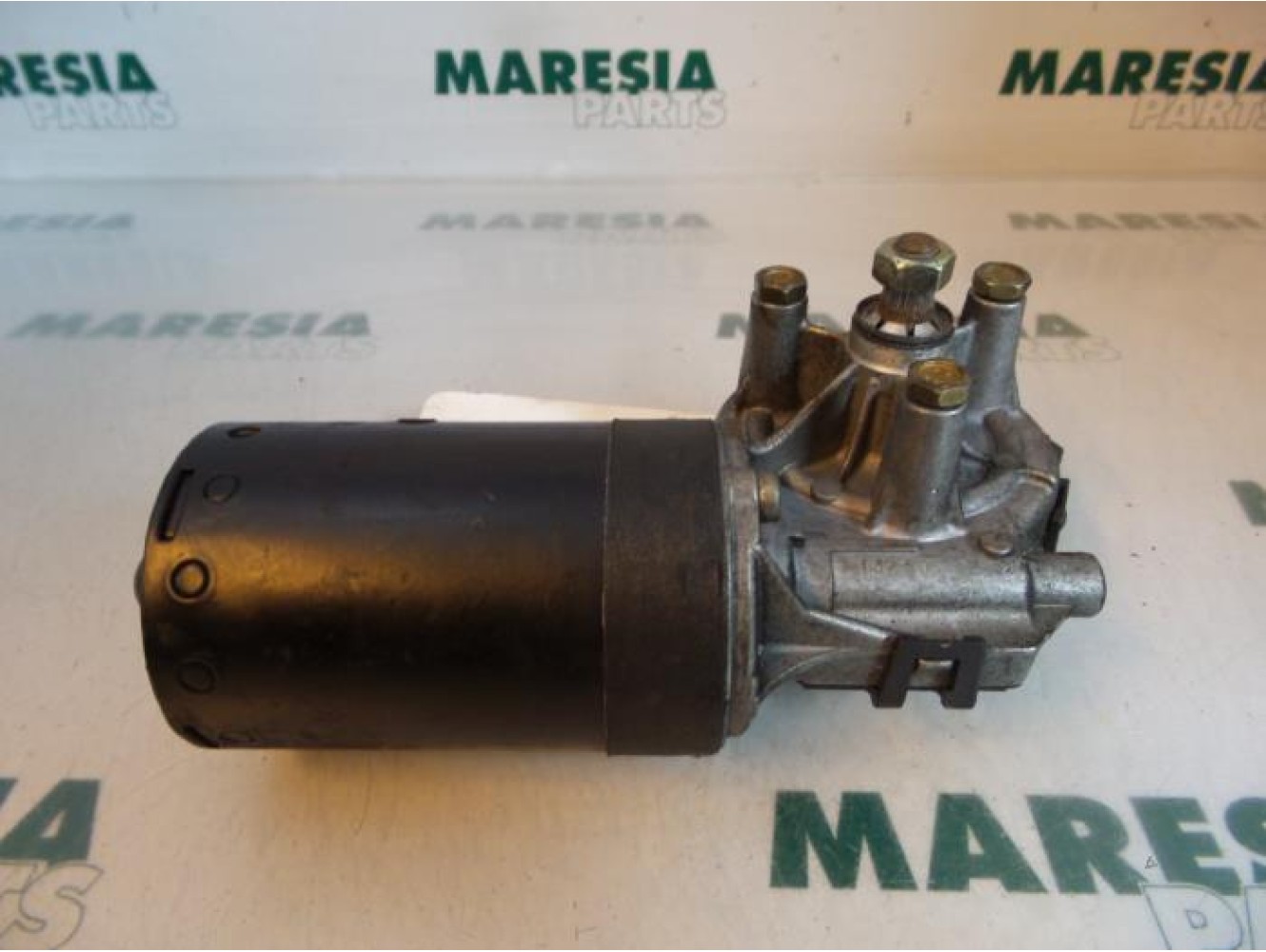 Peugeot - 206 - Front wiper motor
