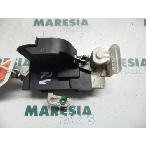 Fiat - Punto - Front door lock mechanism 4-door, right