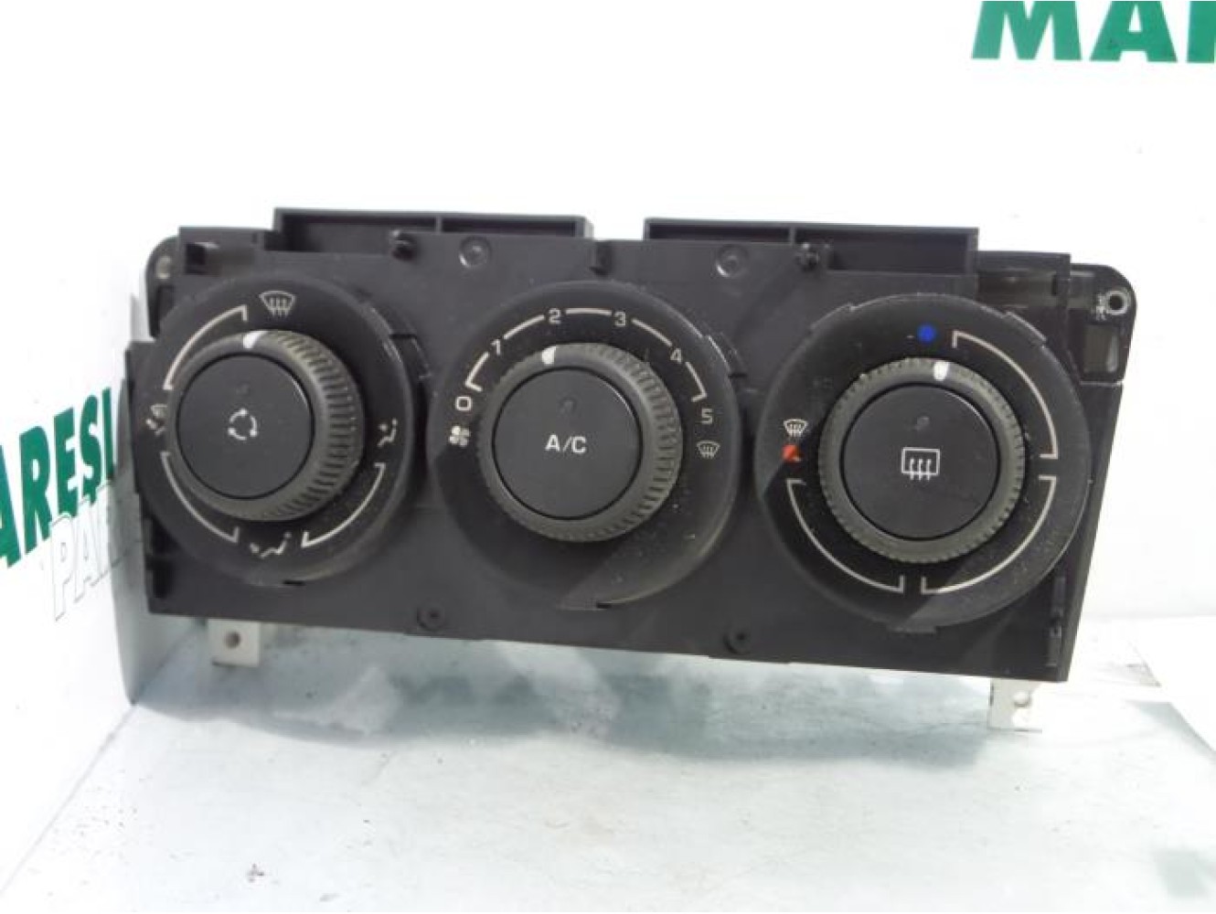 Peugeot - 308 - Heater control panel