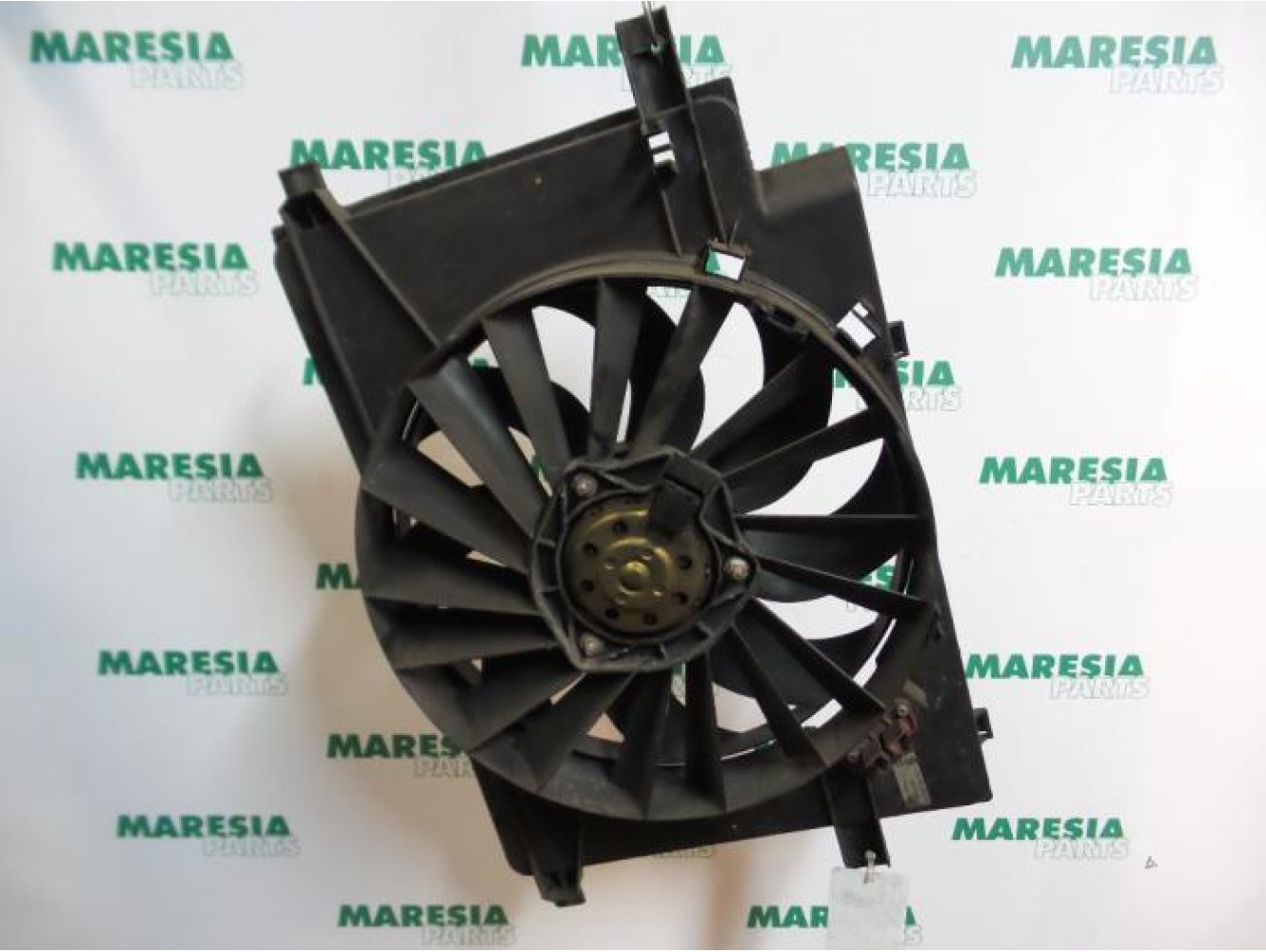 Alfa Romeo - 147 - Kühlgebläse Motor