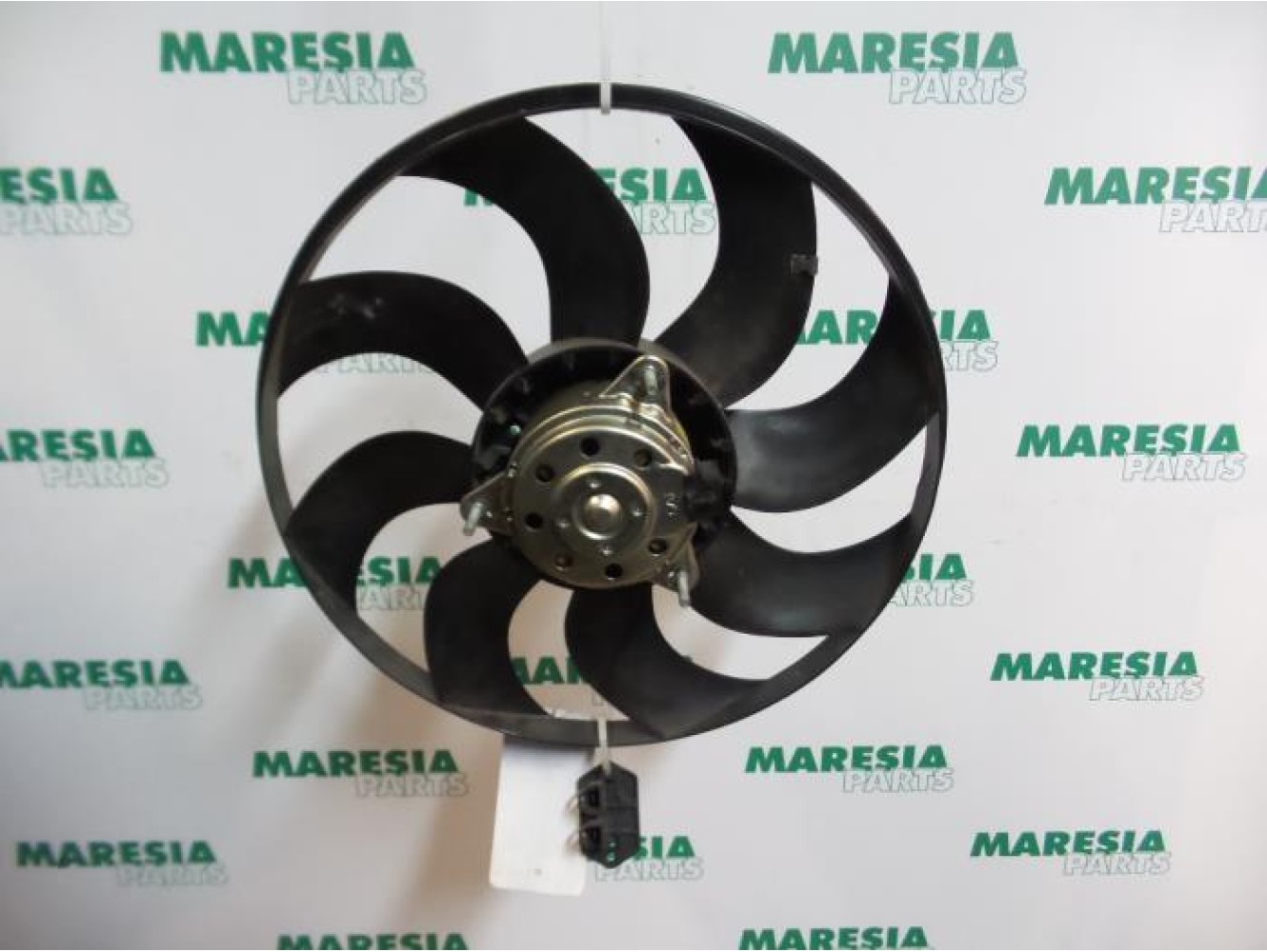 Alfa Romeo - 147 - Fan motor