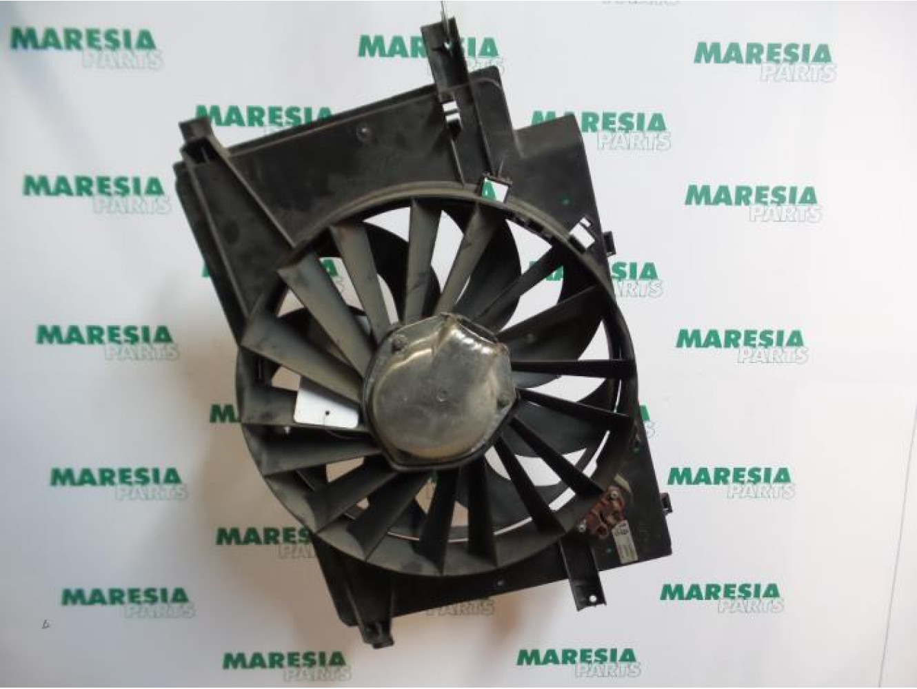 Alfa Romeo - 147 - Fan motor