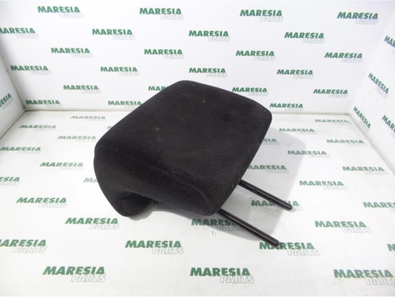 Peugeot - 206 - Headrest