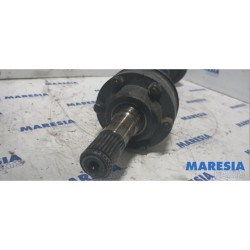 Lancia - Y(Psilon) - Front drive shaft, left