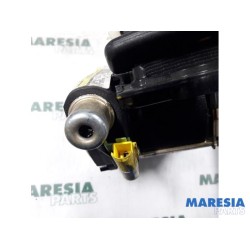 Fiat - Stilo - Front seatbelt, right