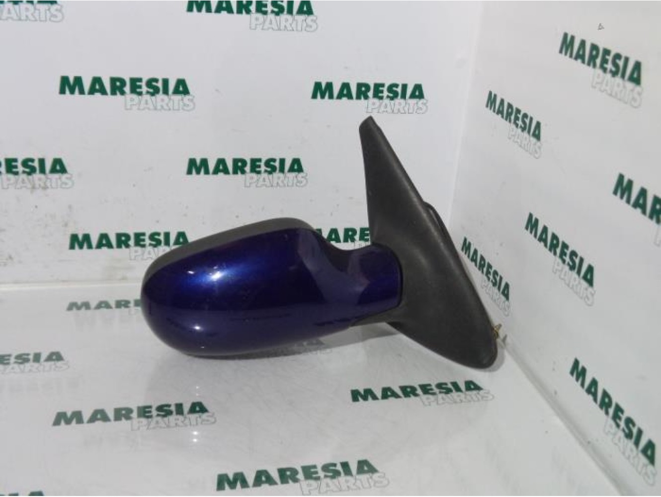 Renault - Megane - Wing mirror, right