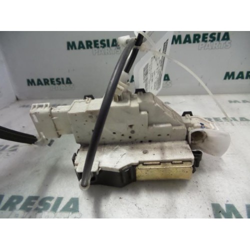 Peugeot - 407 - Door lock mechanism 4-door, front left
