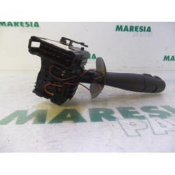 Renault - Twingo - Indicator switch