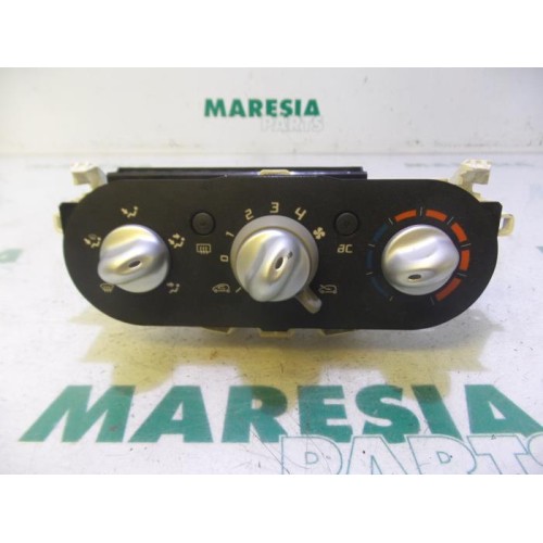 Renault - Twingo - Heater control panel