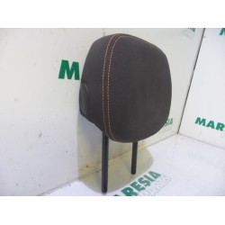Renault - Twingo - Headrest