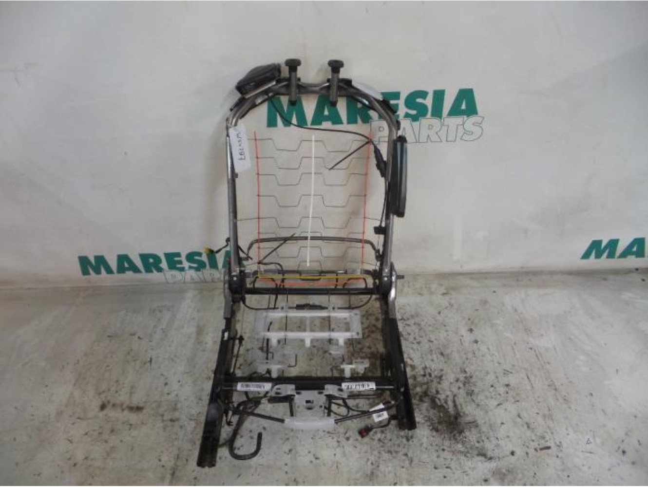 Renault - Twingo - Seat frame