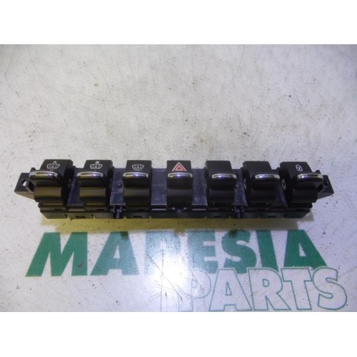 Peugeot - 3008 - Switch
