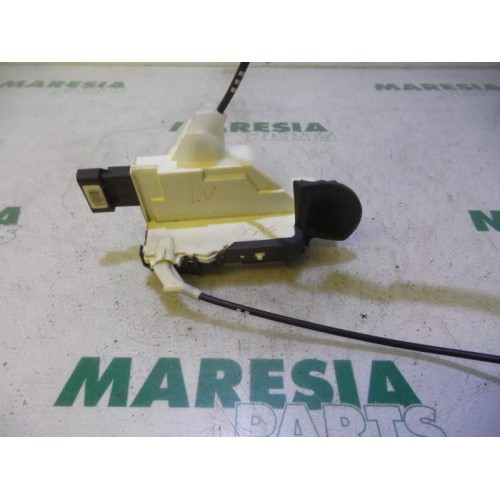 Peugeot - 3008 - Door lock mechanism 4-door, front left