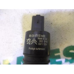 Peugeot - 3008 - Scheibensprüherpumpe vorne
