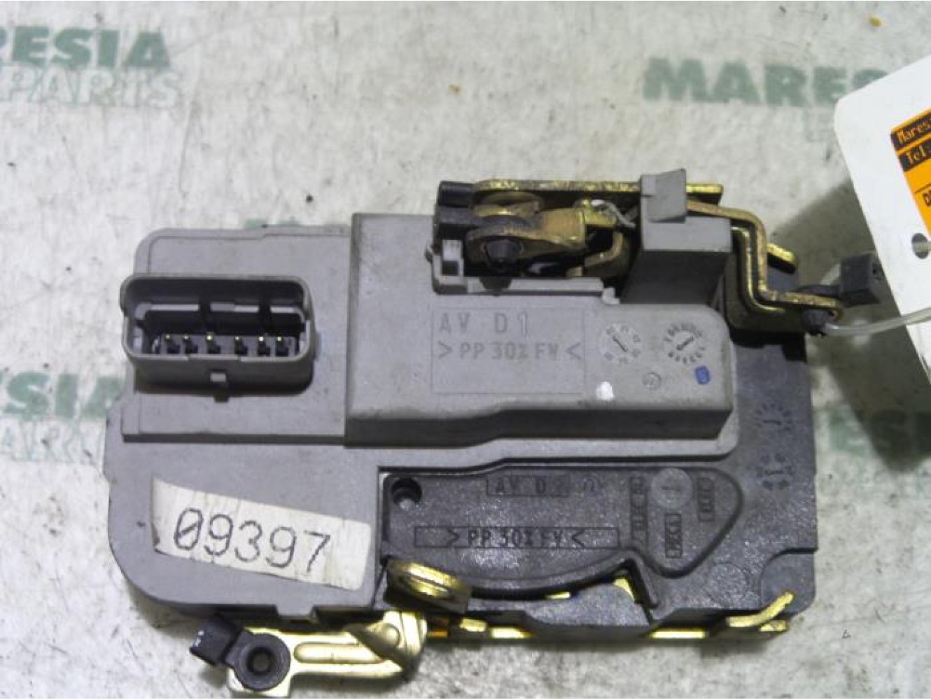 Peugeot - 206 - Door lock mechanism 2-door, right