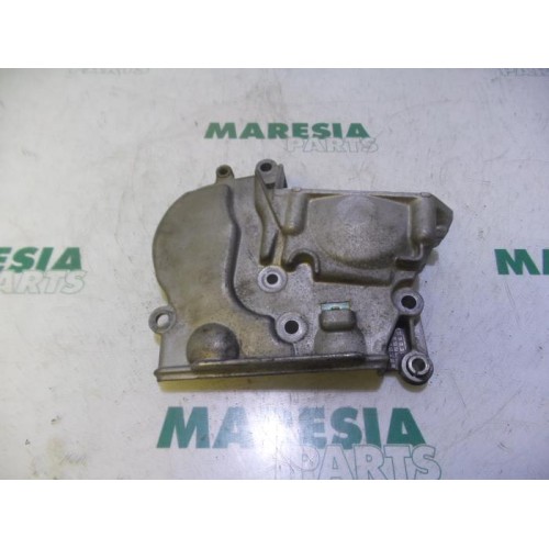 Renault - Megane Scenic - Timing cover