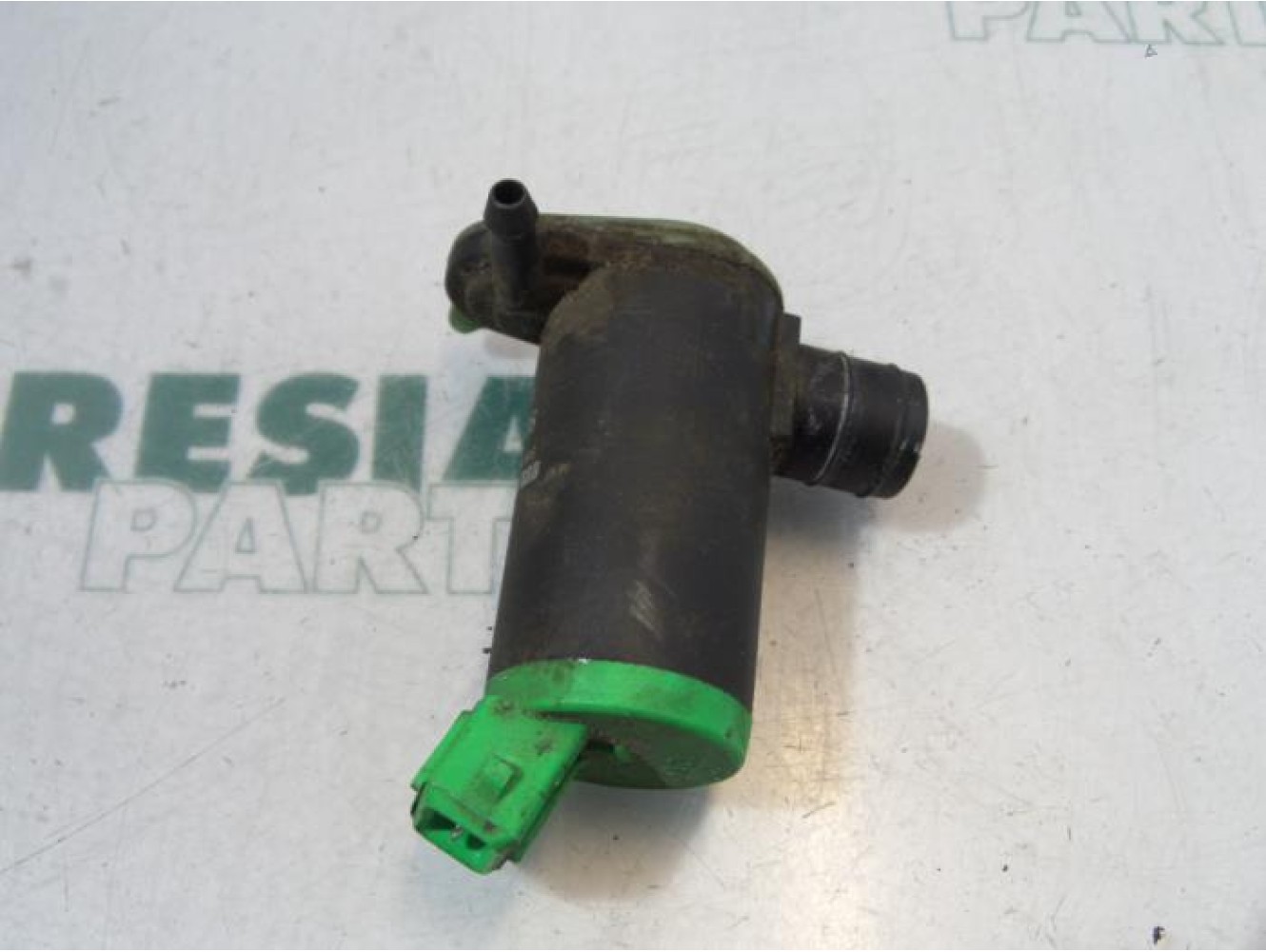 Peugeot - 206 - Scheibensprüherpumpe vorne