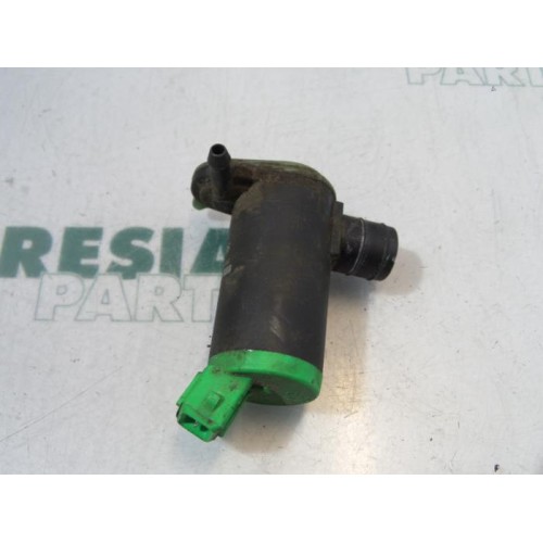 Peugeot - 206 - Scheibensprüherpumpe vorne