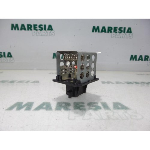 Peugeot - 206 - Heater resistor