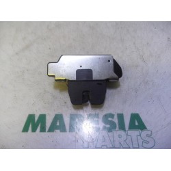 Citroen - C3 - Tailgate lock mechanism