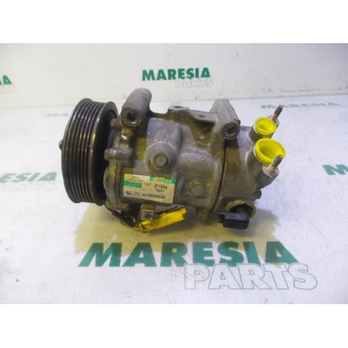 Peugeot - 208 - Air conditioning pump