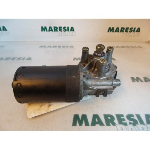 Peugeot - 206 - Front wiper motor