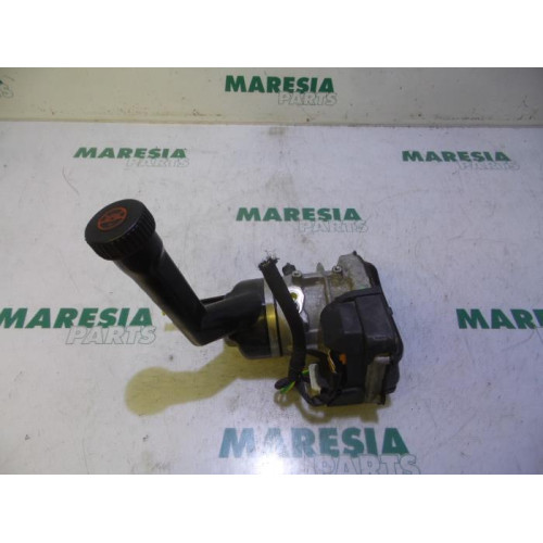 Peugeot - 308 - Power steering pump