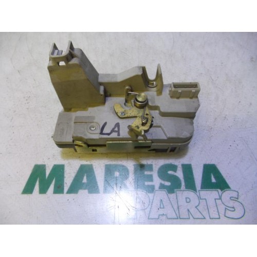 Peugeot - 307 - Rear door lock mechanism 4-door, left
