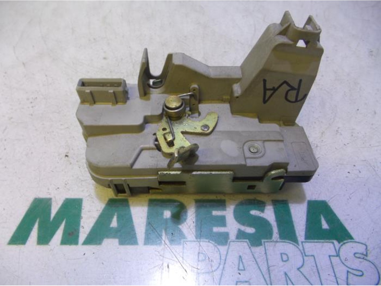 Peugeot - 307 - Rear door mechanism 4-door, right