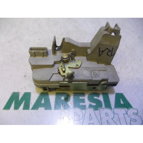 Peugeot - 307 - Rear door mechanism 4-door, right