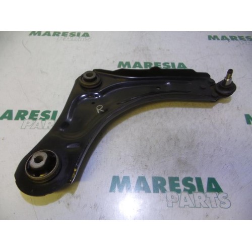 Renault - Megane - Front lower wishbone, right