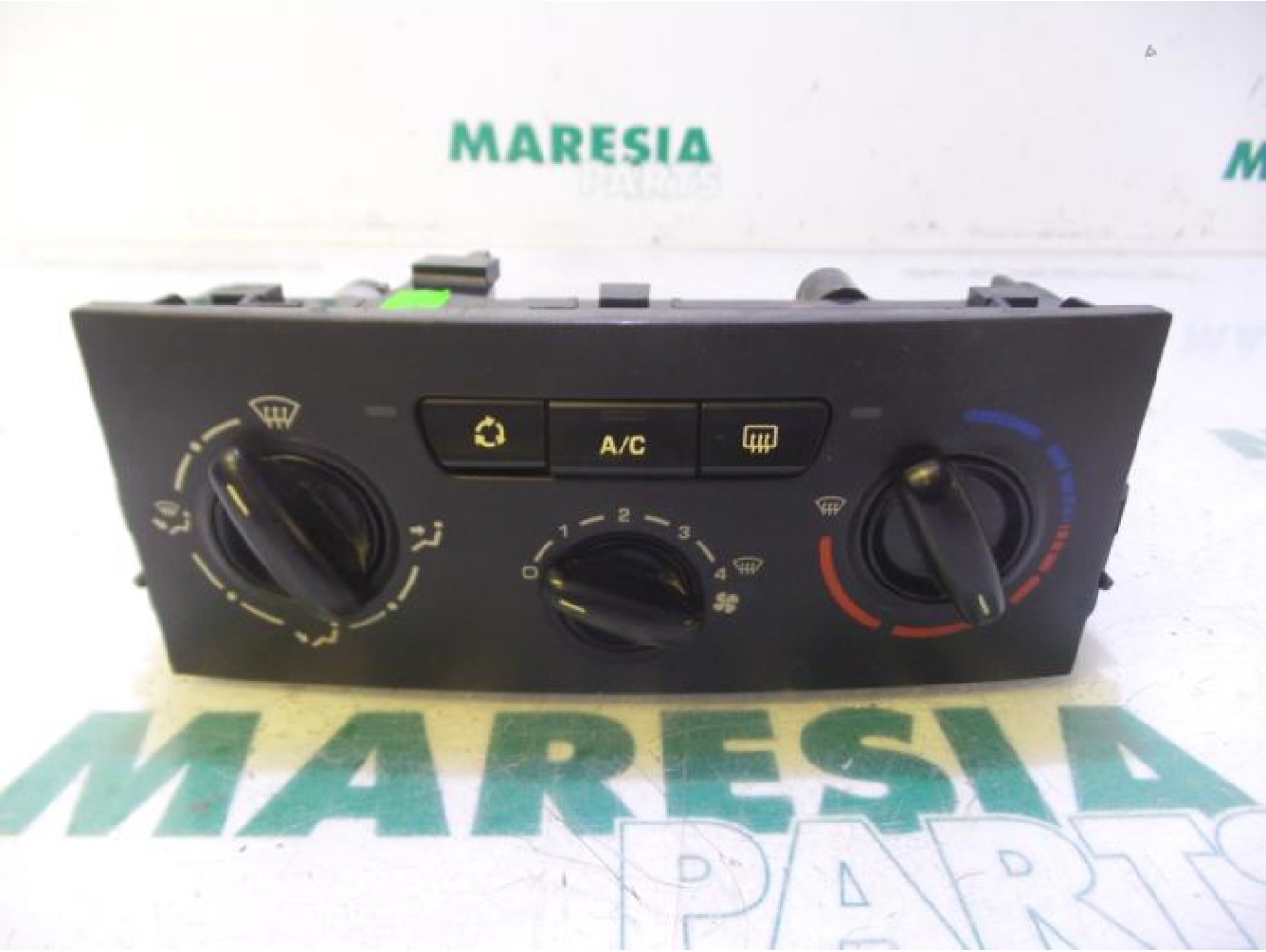 Peugeot - 207 - Heater control panel