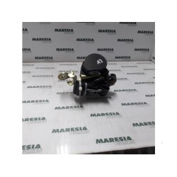 Renault - Megane - Front seatbelt, left