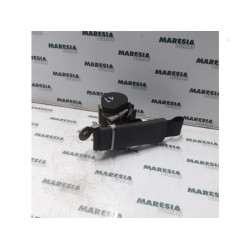 Renault - Megane - Front seatbelt, left