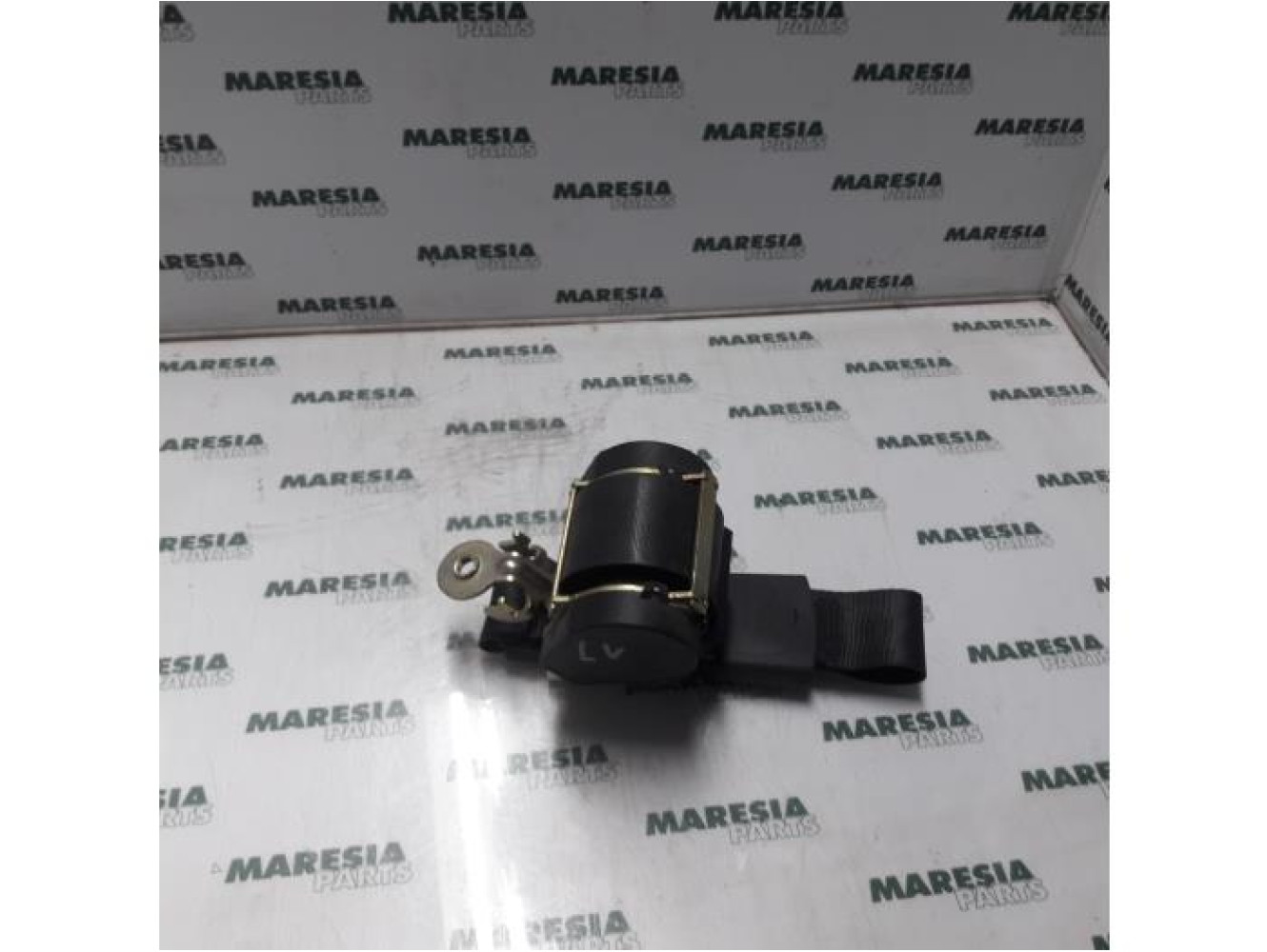 Renault - Megane - Front seatbelt, left