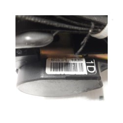 Renault - Megane - Front seatbelt, right