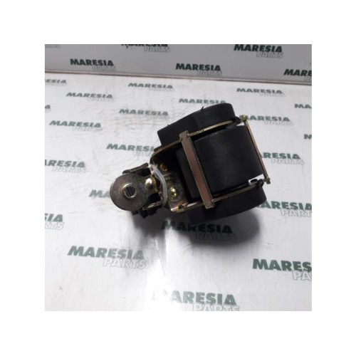Renault - Megane - Front seatbelt, right