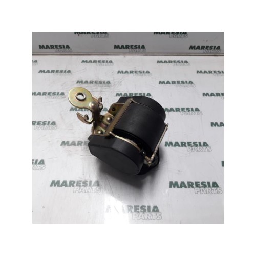 Renault - Megane - Front seatbelt, right