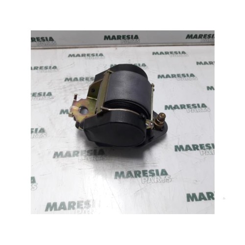 Renault - Megane - Front seatbelt, right