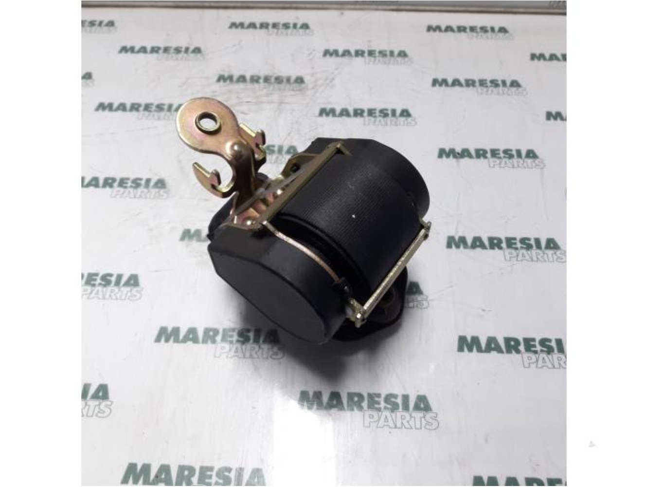 Renault - Megane - Front seatbelt, right