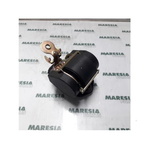 Renault - Megane - Front seatbelt, right