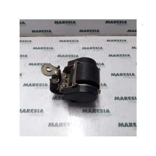 Renault - Megane - Front seatbelt, right
